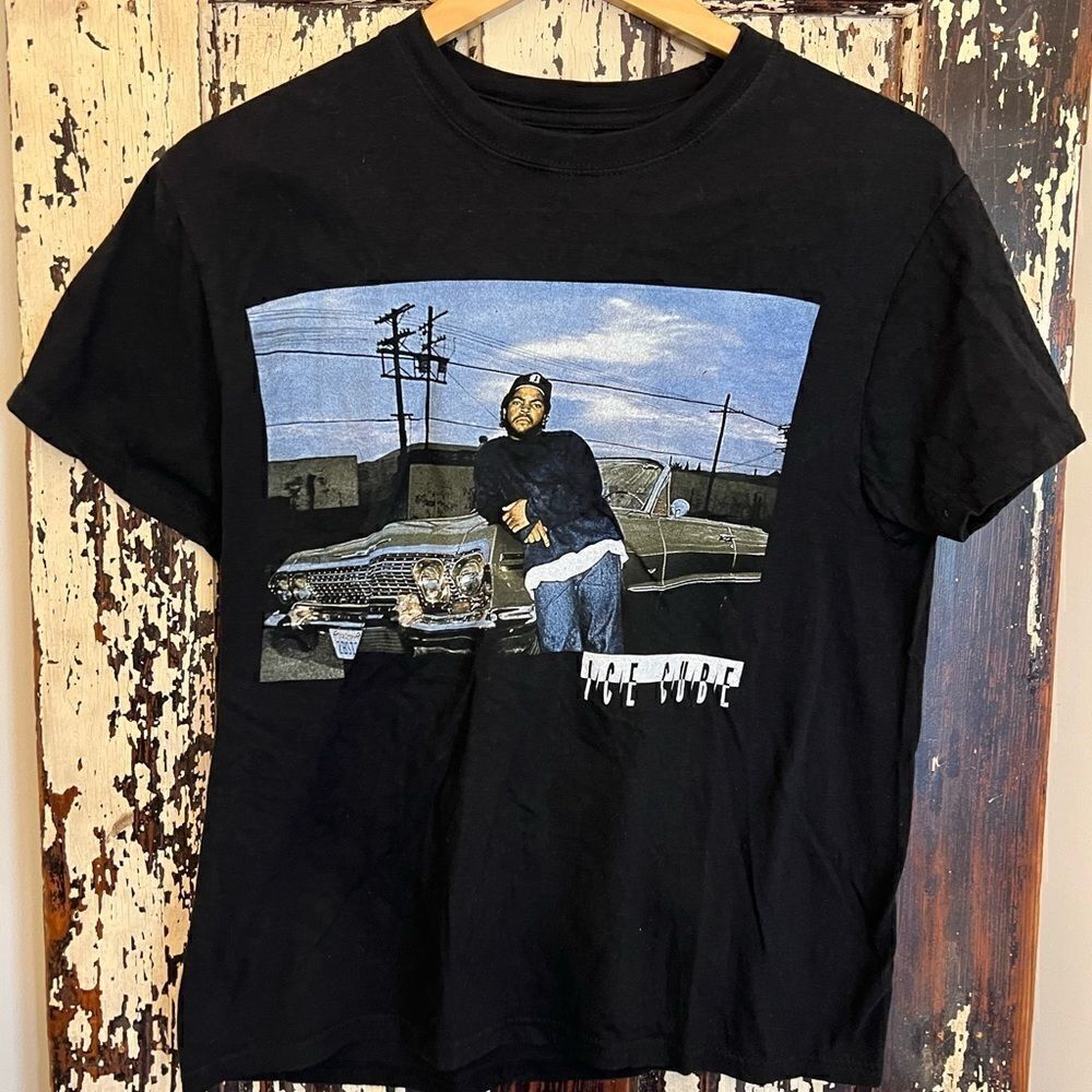 Ice Cube size Small women’s T-shirt.